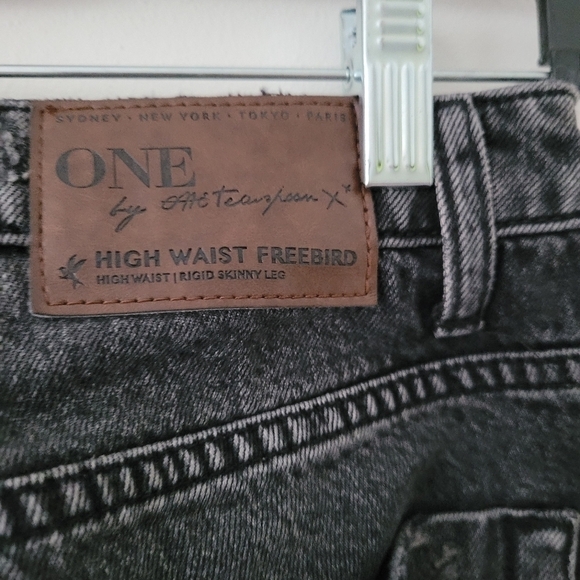 One Teaspoon High Waist Freebirds Rigid Skinny leg cropped jeans Sz 26 - Picture 15 of 16